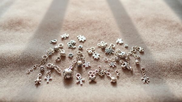 Discover the best silver charms to elevate your jewelry style